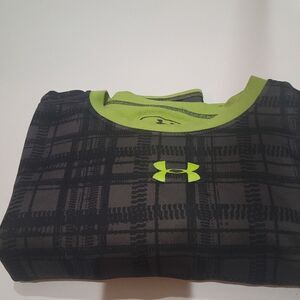 Men's Under Armour Long Sleeved Shirt🏂🎿 size L